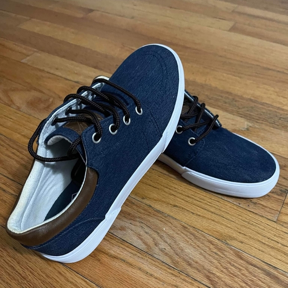 St. John's Bay Other - St john's bay  bryce mens size 7, used